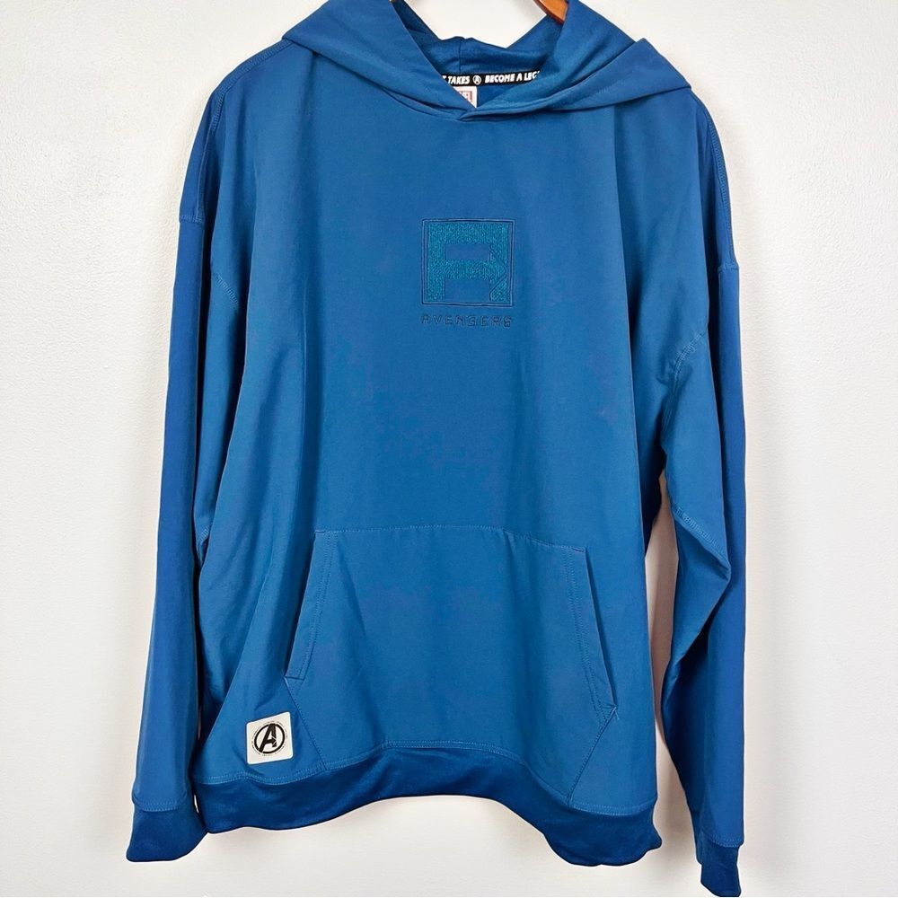 Marvel Avengers Performance Hoodie – Men’s Medium